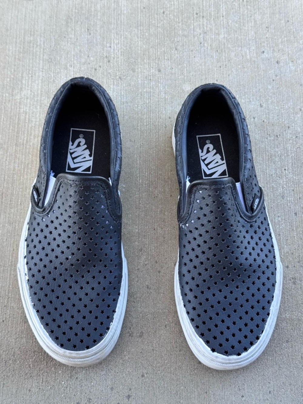 VANS Off the Wall Classic Slip-On Shoes Black Star Cutouts, Size 8W 6.5m Unisex